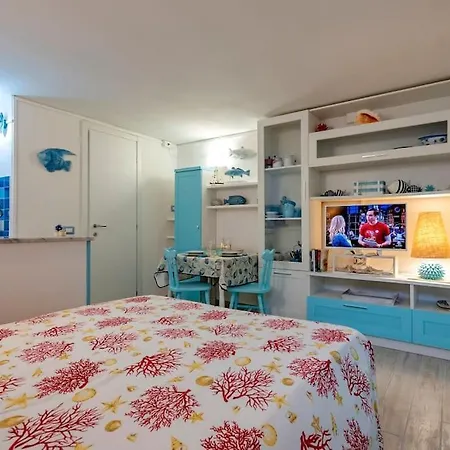 Apartment White House *